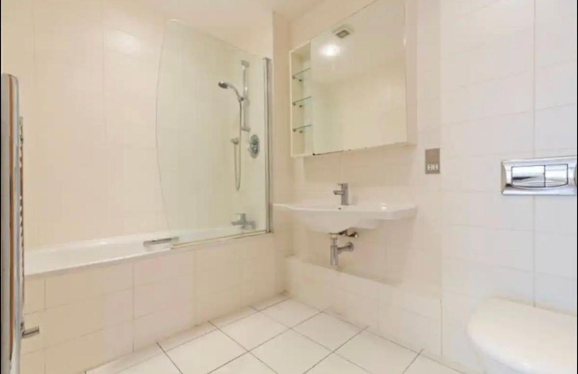 Spacious Room With Relaxing View Dublin Extérieur photo