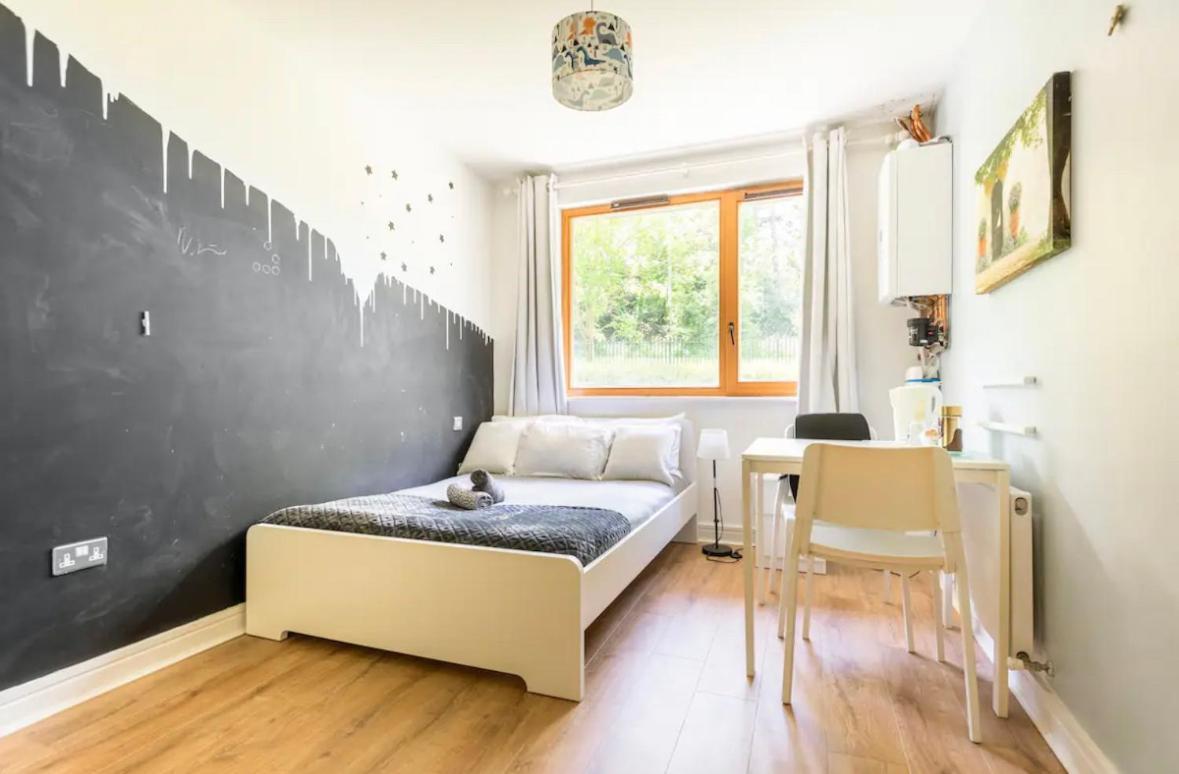 Spacious Room With Relaxing View Dublin Extérieur photo